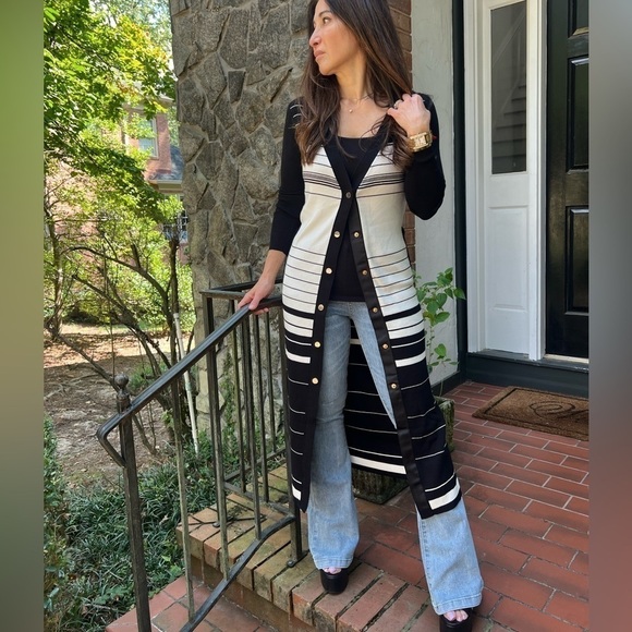 ShopEvelynne Sweaters - NWOT Fabulous Striped Long Knit Dress/Belted Cardigan
